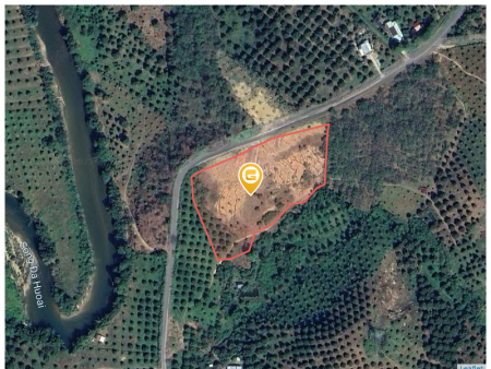 Bán đất 8000m2  (đã trừ lộ giới), có 200m2 thổ cư. đất  tại Xã Phước Lộc Huyện Đạ Huoai,  ngang 110m.  Mặt tiền đường nhựa hiện hữu 8m.  Mặt sau giáp suối. Giá bán 700/1000m2.