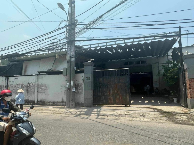 BÁN KHO 1000M2- MẶT TIỀN KHO XƯỞNG- TÂN XUÂN- HÓC MÔN