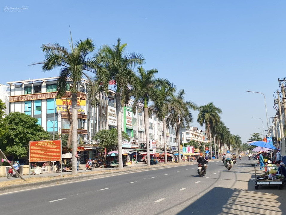BÁN ĐẤT KĐT MỚI CÁCH PHÚ MỸ HƯNG 10 PHÚT - KV XÂY 4-5 TẦNG - 110m2  5x22m CHỈ NHỈNH 5 TỶ.