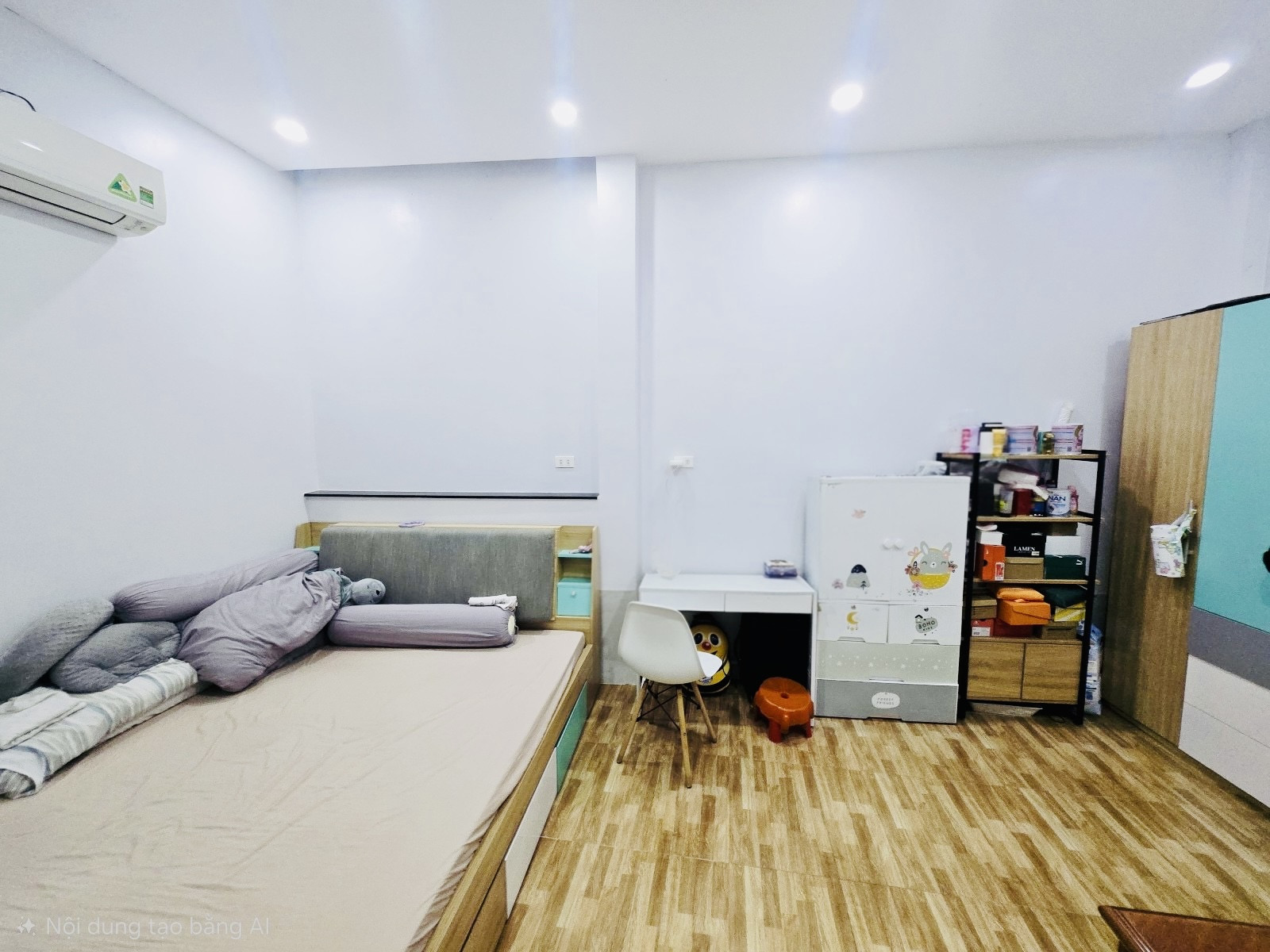 BÁN NHÀ 2 TẦNG GẦN LÊ VĂN VIỆT - 102m2 (6.7x16) - CHO THUÊ FULL 15tr/Tháng - GIÁ 9.7 TỶ (39.115)