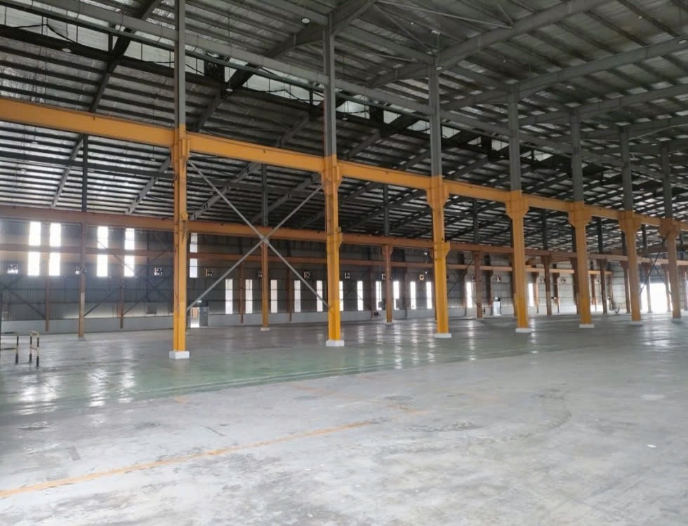 Xưởng 4000m2, 7000m2 mới cần bán trong khu công nghiệp sông mây đồng nai. LH 0798530267