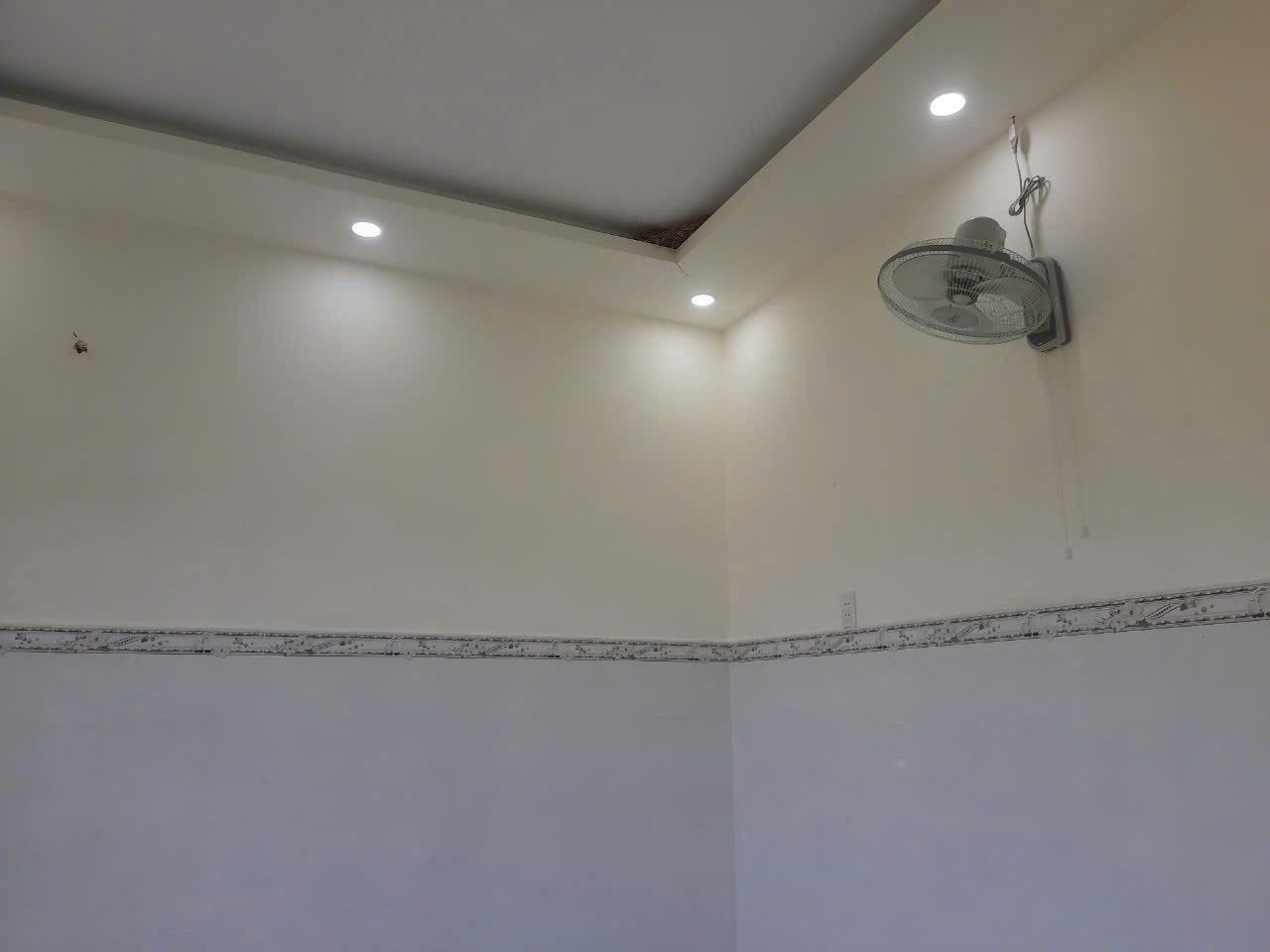 BÁN SHOPHOUSE MẶT TIỀN CHỢ THẠNH PHÚ BẾN TRE
