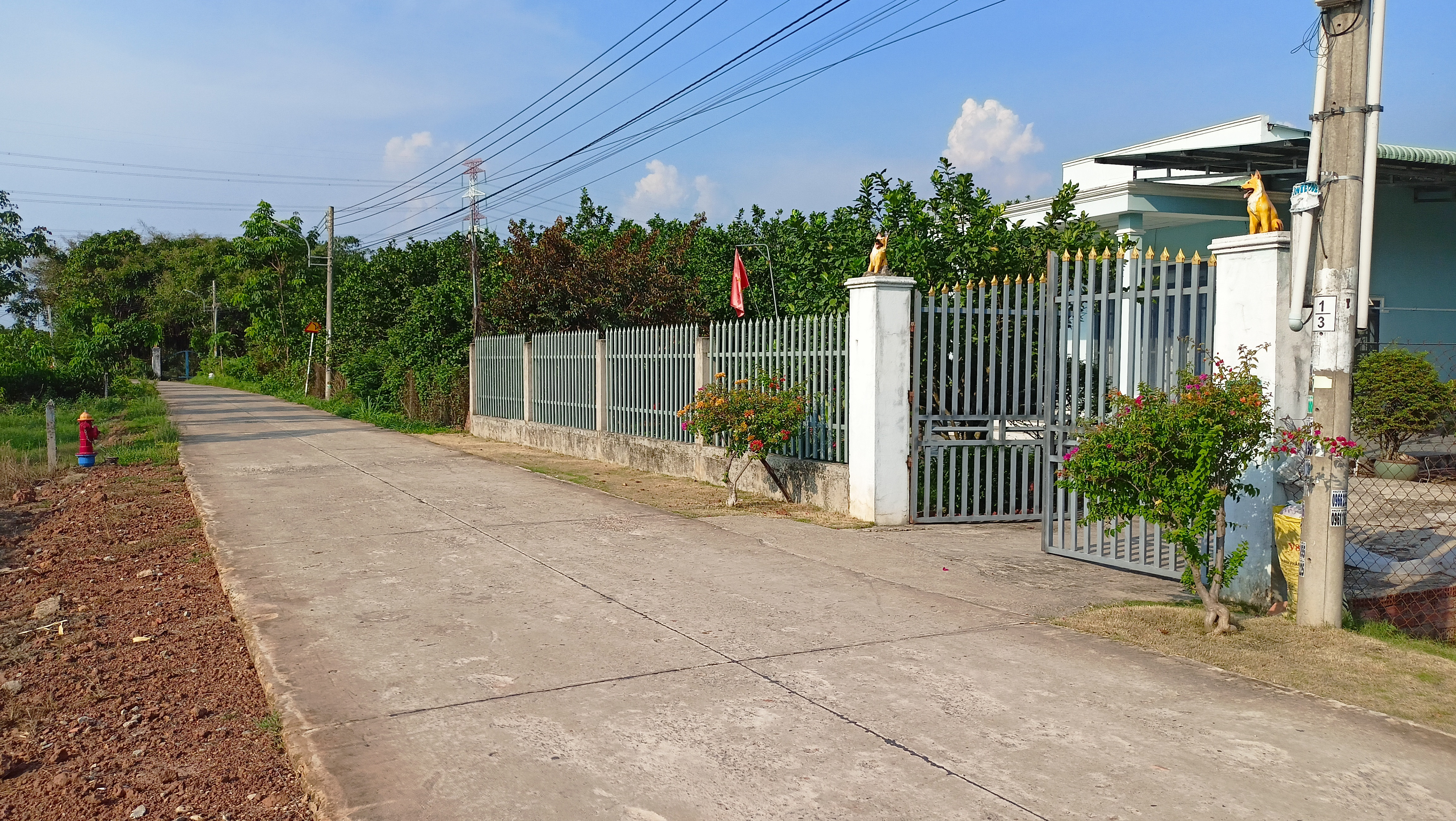 Cần bán gấp lô Bàu Bàng 2000m, Mặt tiền đường nhựa 8m, Đối diện trọ và kiot đang cho thuê