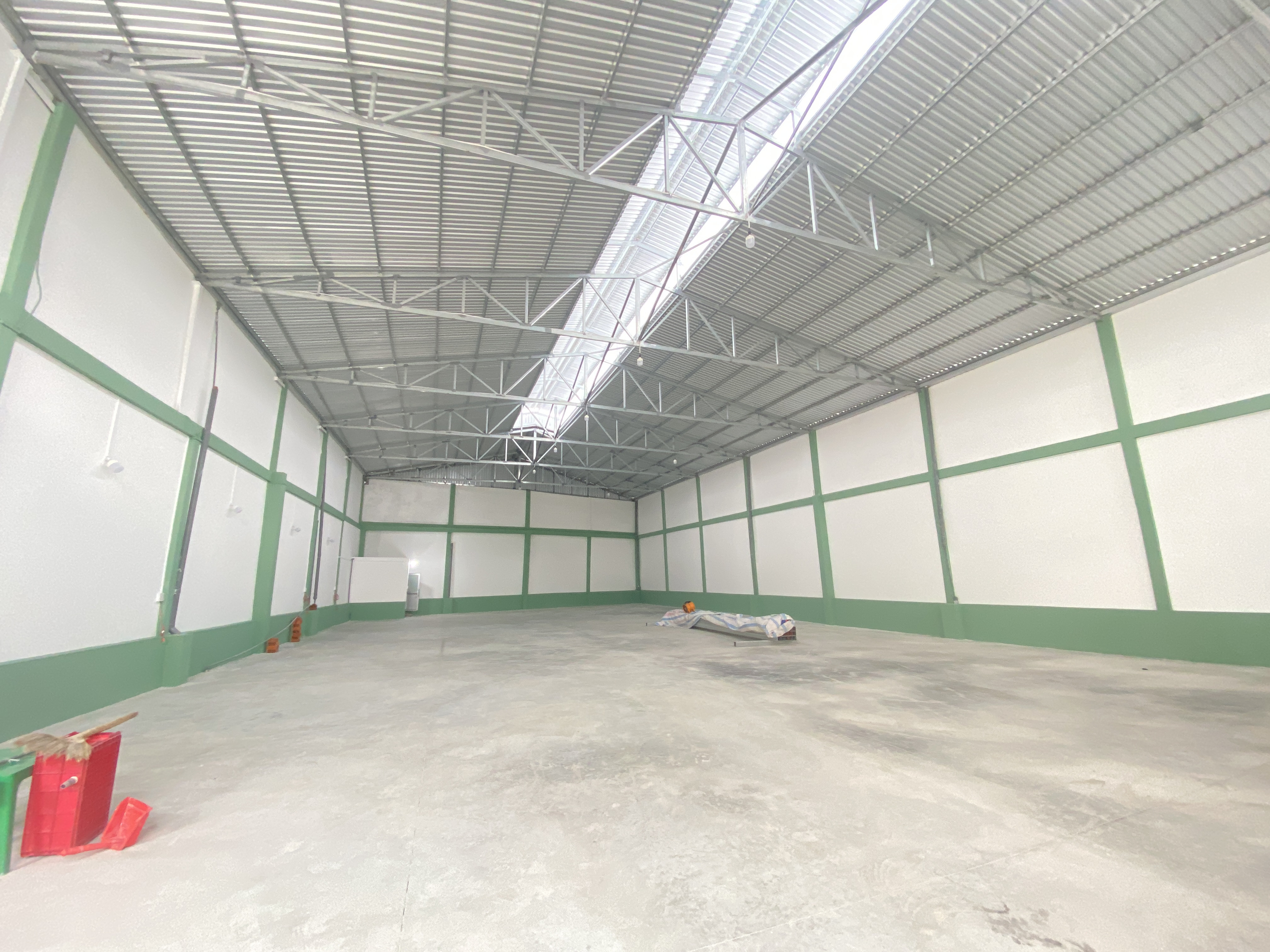 Cho thuê nhà mặt tiền đường 30/4 gần Vincom