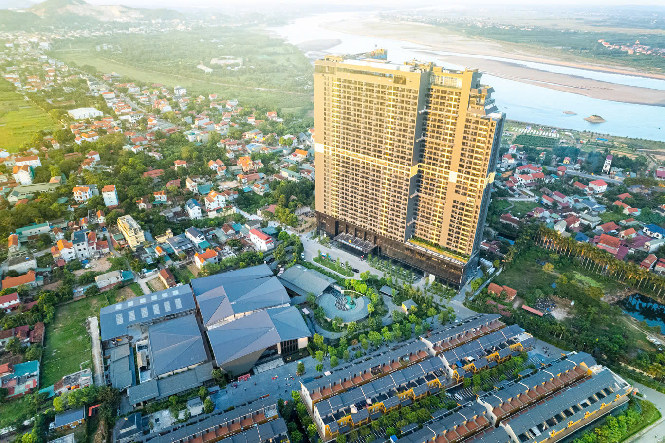 2 tỷ – Sang nhượng căn condotel tầng 25 tòa Q, Wyndham Thanh Thủy