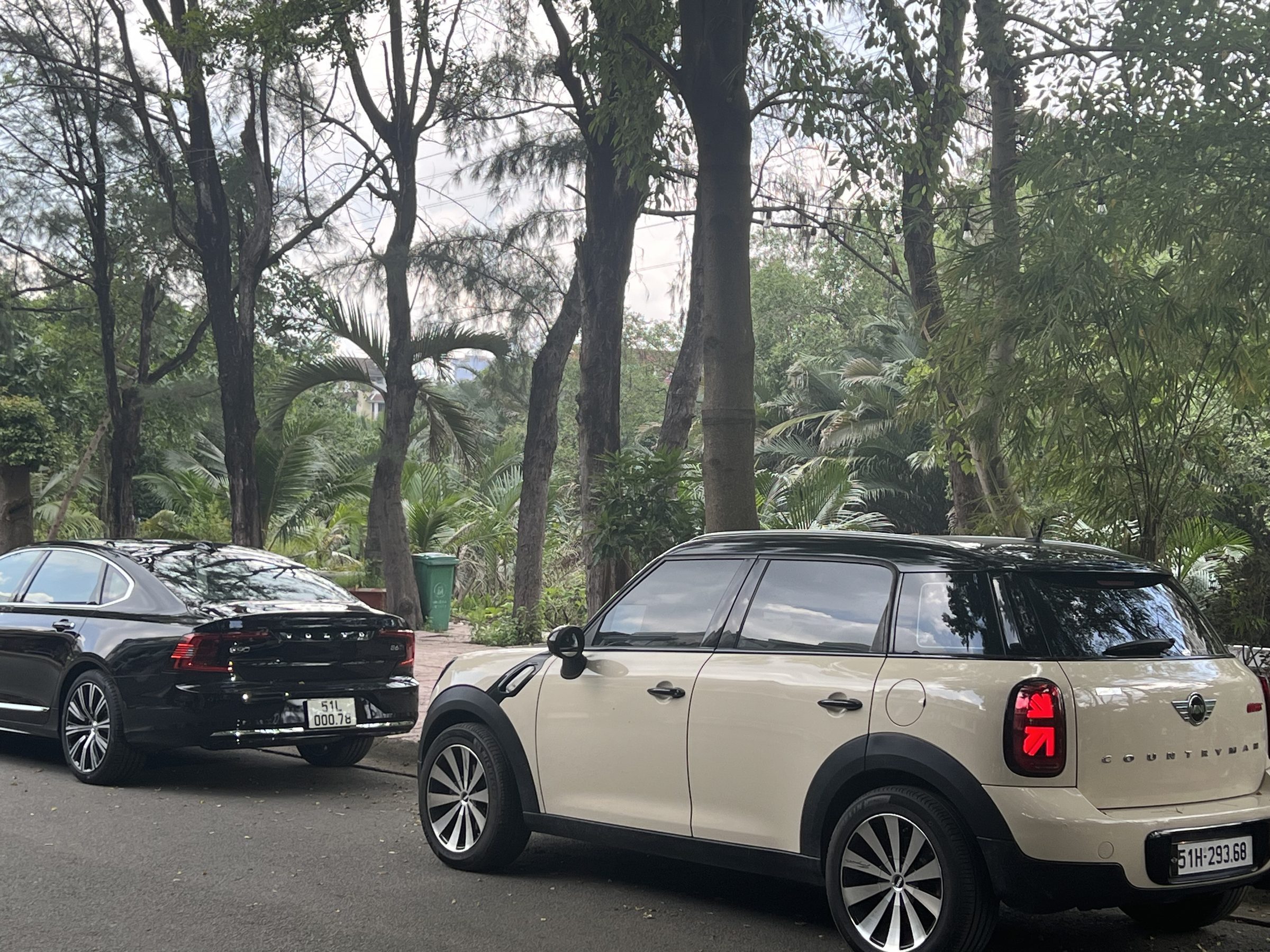 Kẹt tiền Bán CHDV 8 Phòng, vừa ở vừa kinh doanh dòng thu nhập cao !