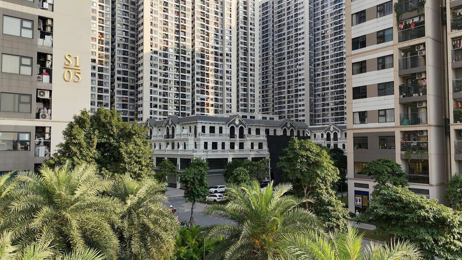 SHOP TMDV 5 TẦNG 600M2 DỰ ÁN VINHOMES SMART CITY