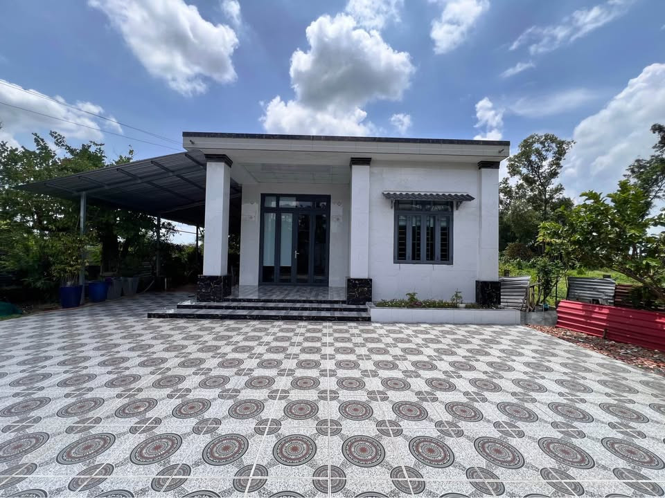 Chính chủ bán nhanh xã Phước Thạnh, 709m2, SHR, 915tr