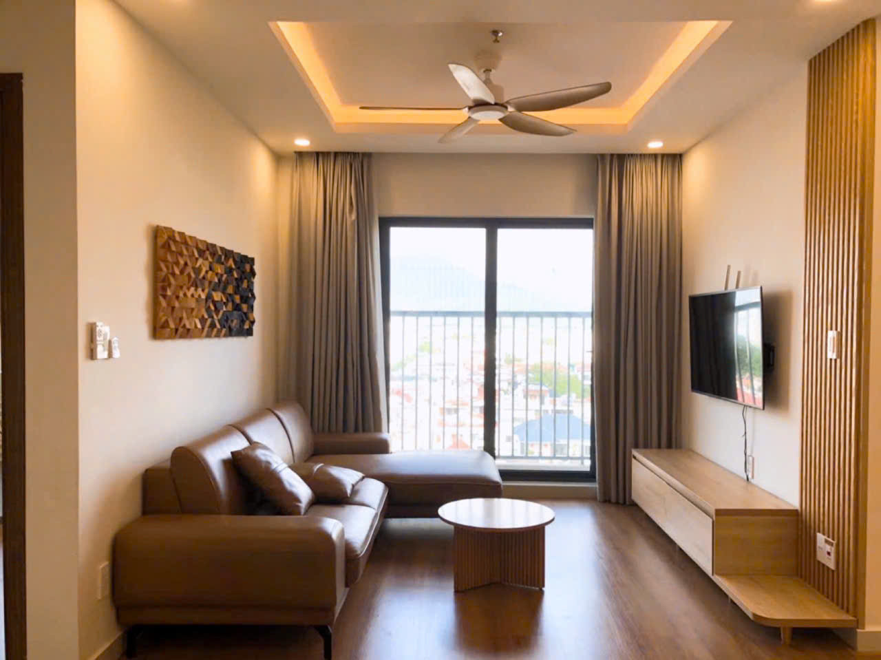 Bán căn hộ Tầng 9 cao cấp CT9 Vĩnh Điềm Trung, 74m2, 2 Phòng ngủ, hướng Đông Nam