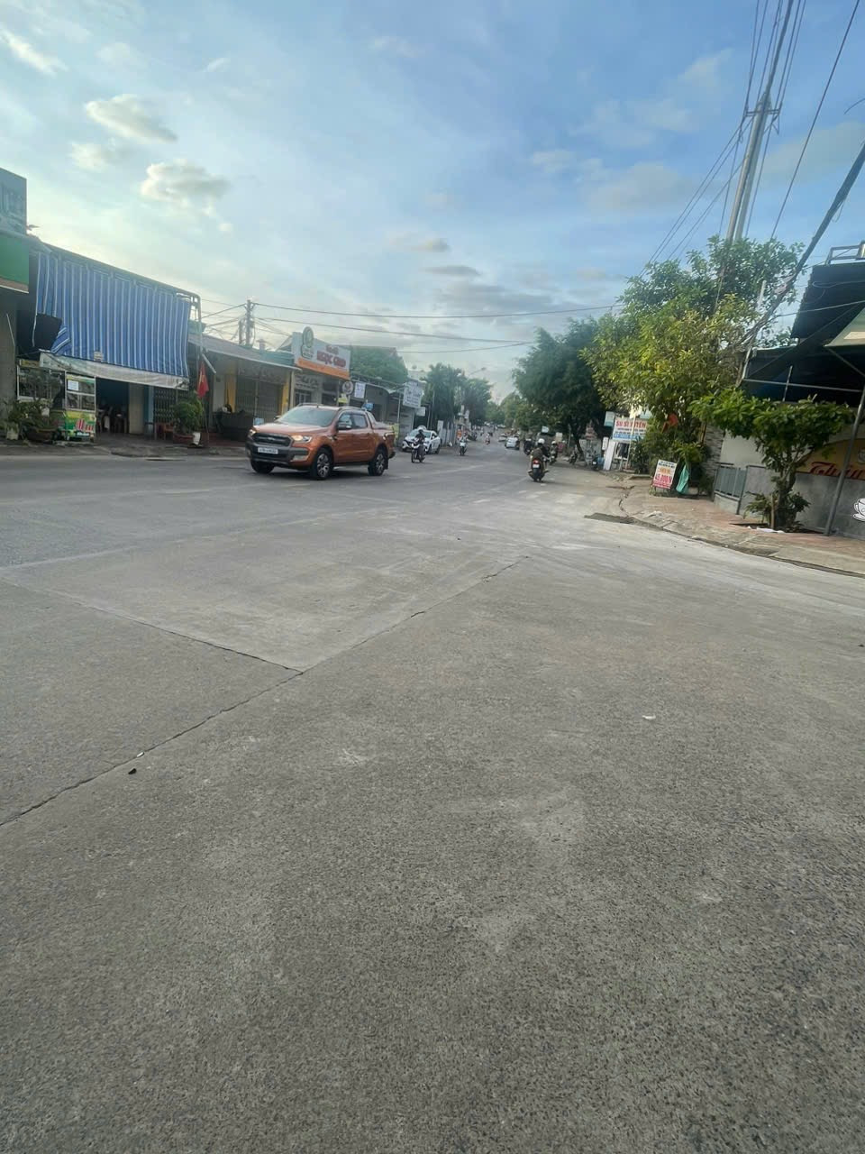 Bán lô đất Mặt Tiền đường A2 phường BUÔN MA THUỘT cách Phạm Ngũ Lão chỉ 25m