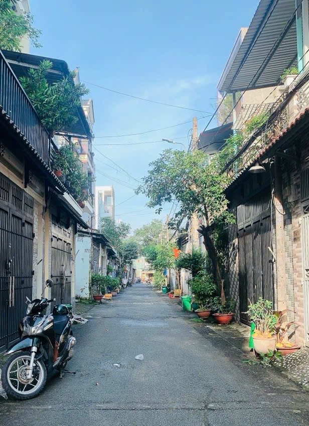 7.x TỶ - DTSD 110m2 - NHÀ CŨ XÂY MỚI - GẦN TRẦN HƯNG ĐẠO Q.5 NGANG 4M ĐẸP