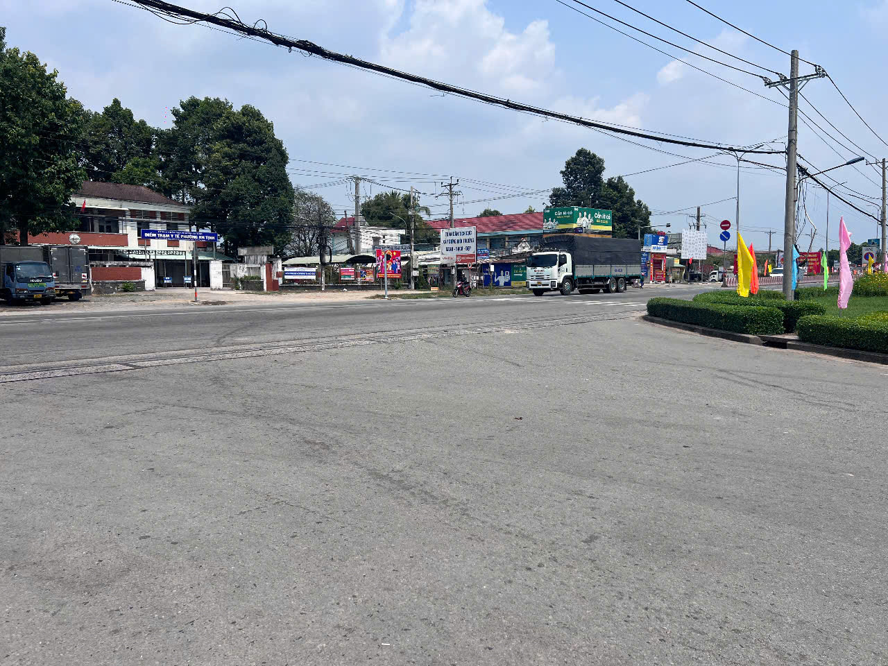Chính chủ bán nhanh lô đất ngay ngã tư An Bình, 150m2, SHR, 750tr