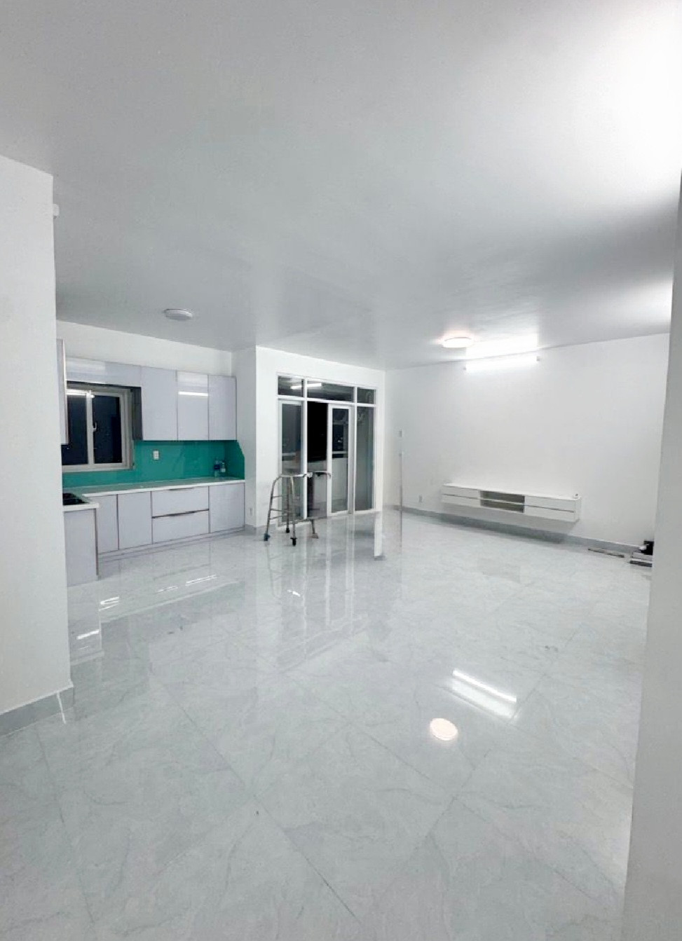 Quận 6 - bán nhà giáp An Dương Vương 95m2 chỉ 3 tỷ nhỉnh, xe hơi đỗ cửa