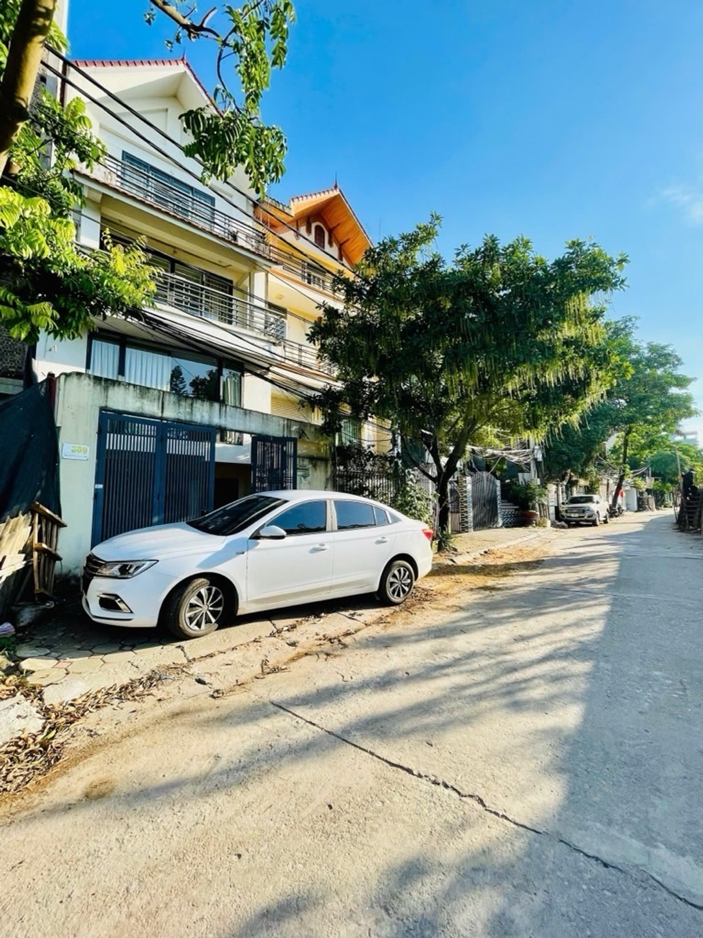Bán nhà riêng 120m2- mặt tiền 7.5m- Ô tô tránh- Kinh Doanh- giá 25 tỷ tại Đường An Dương Vương, Phú Thượng, Tây Hồ