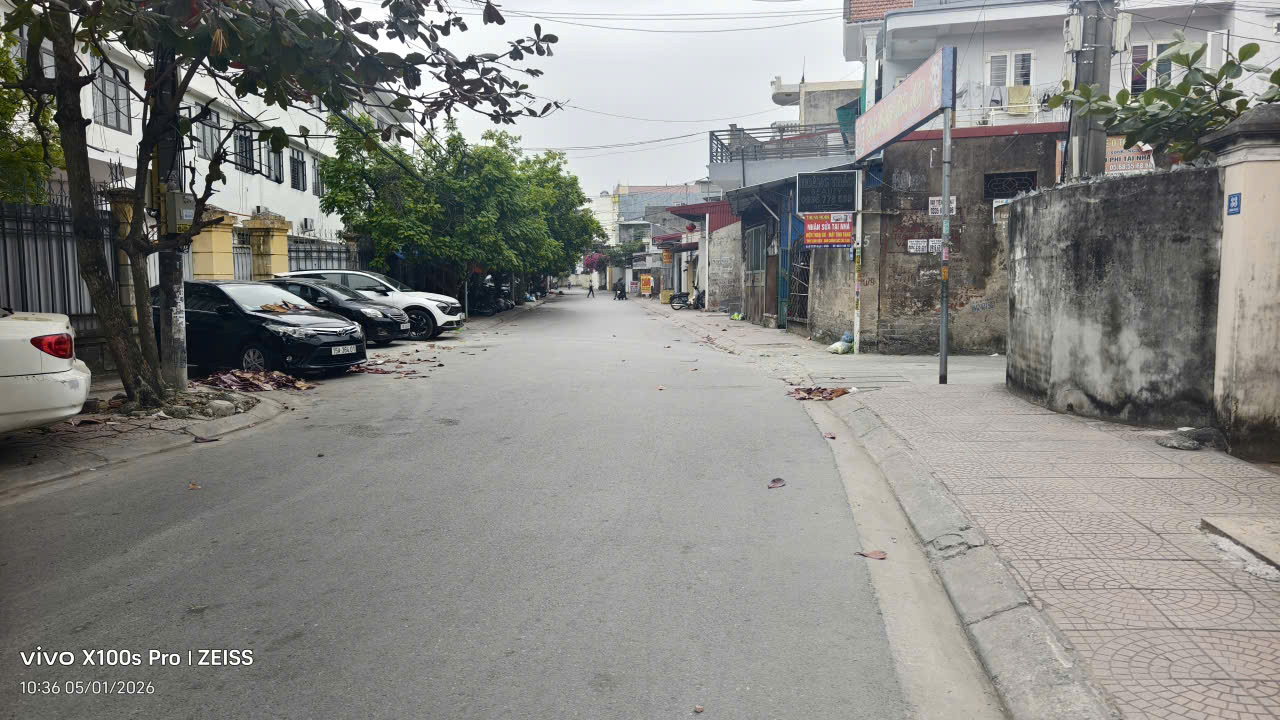 Hàng Hiếm bán đất tặng nhà 2 tầng mặt đường An Lạc, đối diện trường cấp 2 Bạch Đằng - Giá TỐT