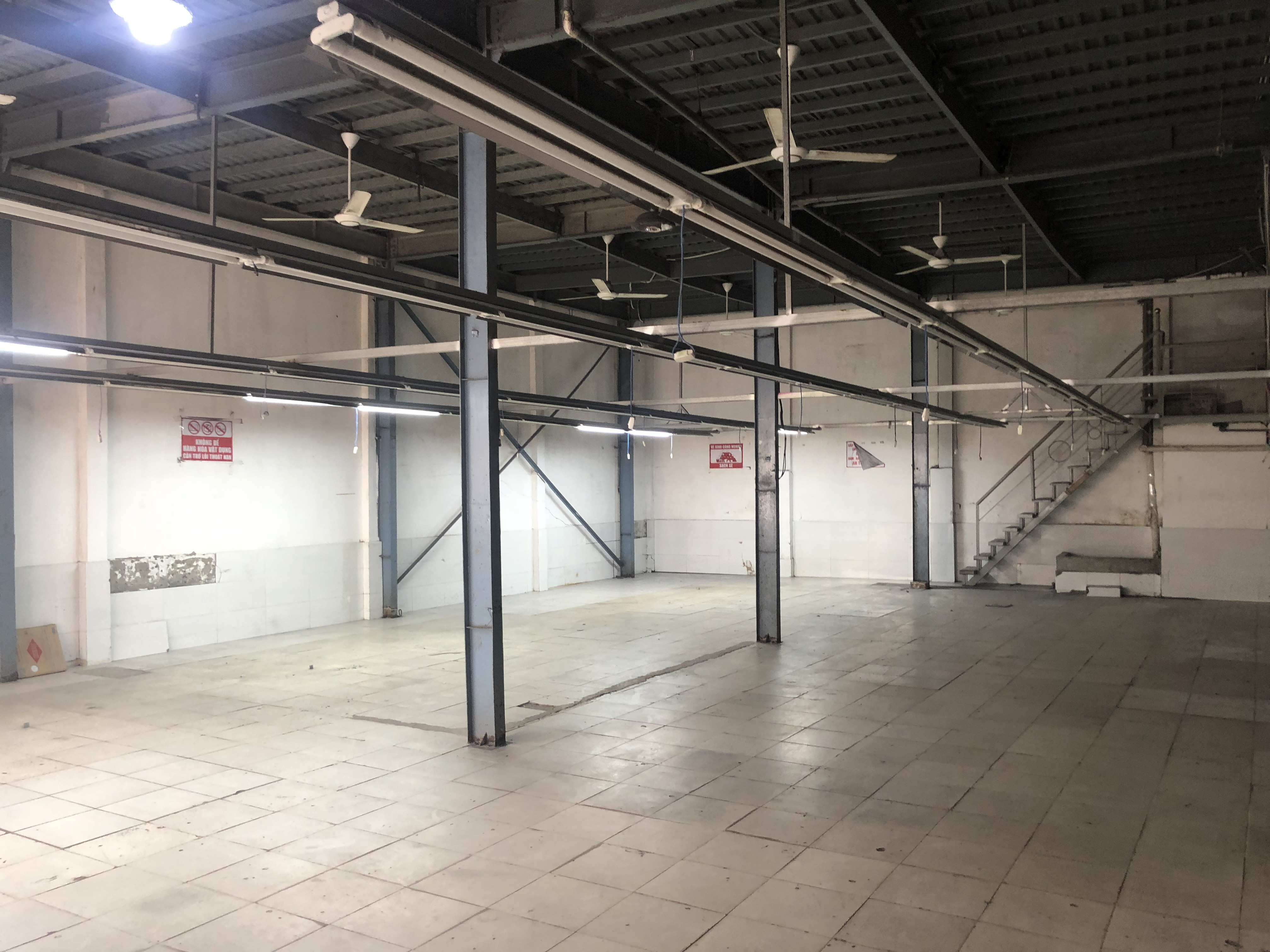 Cho thuê kho xưởng 1 lầu, sàn 500m2 Thạnh Xuân Quận 12