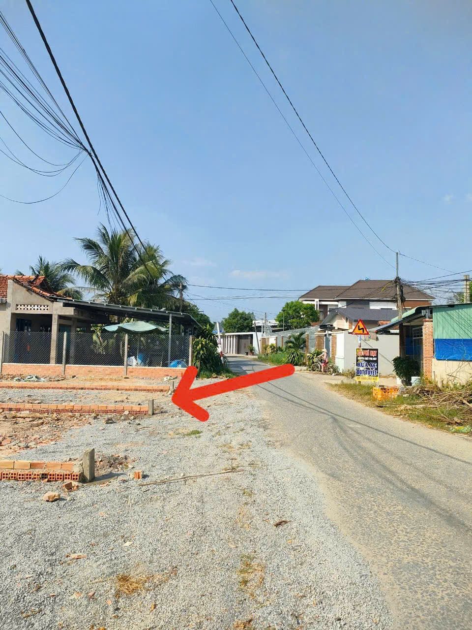 Còn 1 lô mặt tiền kinh doanh bán nhanh 2.xxtr đường An Phú 4