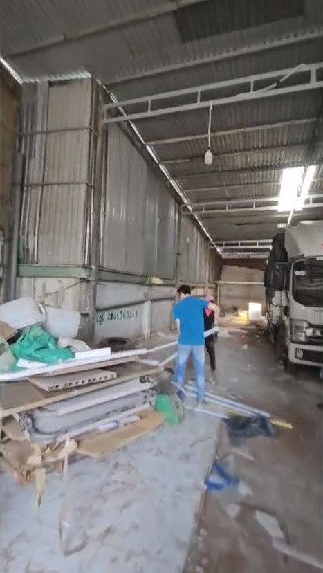 Bán Đất 240m2 An Phú Đông Quận 12 - Đường Xe Tải Giá 13.5 Tỷ đất đã có sẵn kho xưởng