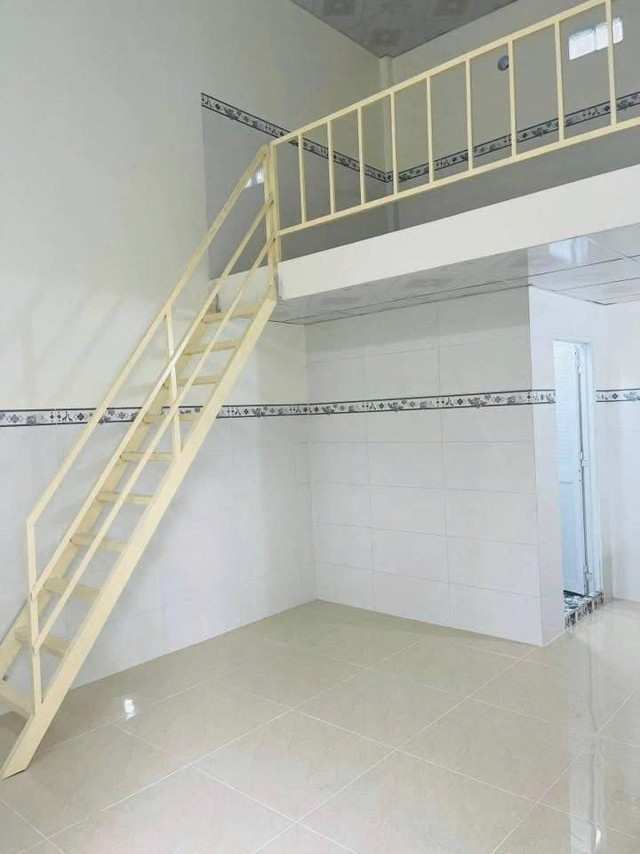 Ngộp bán gấp dãy trọ 7 phòng 155m2, Gần chợ Trảng Bàng, Tx Trảng Bàng, Tây Ninh, giá 970 triệu, sổ hồng sẵn