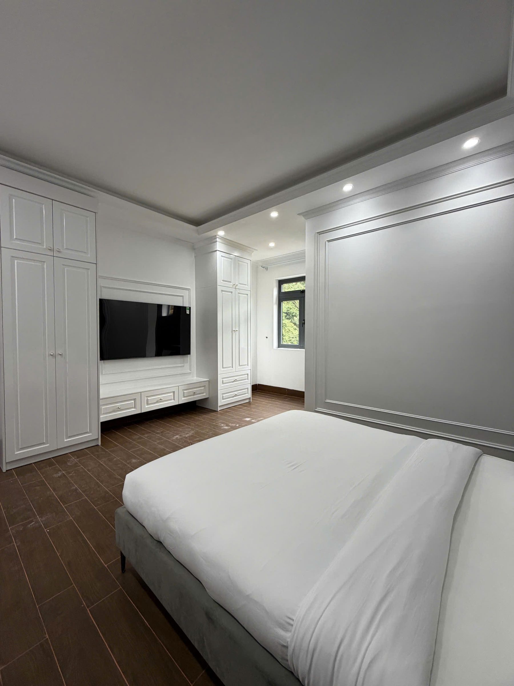 Nhà đẹp có thang máy thiết kế hiện đại khu An Sơn cần bán gấp nhà cực xịn