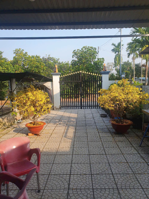 Bán nhà 1 trệt 1 lầu đường xe ô tô thoải mái ở An Thạnh, Thuận An. Gần Cầu Trắng đi vào 800m