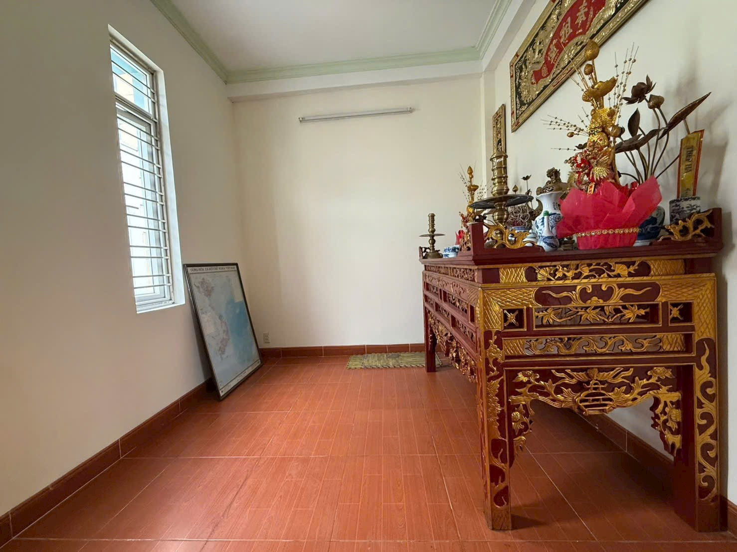🏠🏠🏠Bán nhà 3 tầng 60m2 ngõ tuyến 2 đường 5 mới Hùng Vương, Hồng Bàng ô tô đỗ 24/24 giá 2,9 tỷ

♦️Diện tích : 57,7m2. Mặt tiền : 8,22 m
♦️Hướng : Nam ĐTT. Đường trước đất rộng : 3,3 m
🏠Nhà dân độc lập, còn chắc chắn, về ở luôn vô tư. Xây 3 tầng hơn 170