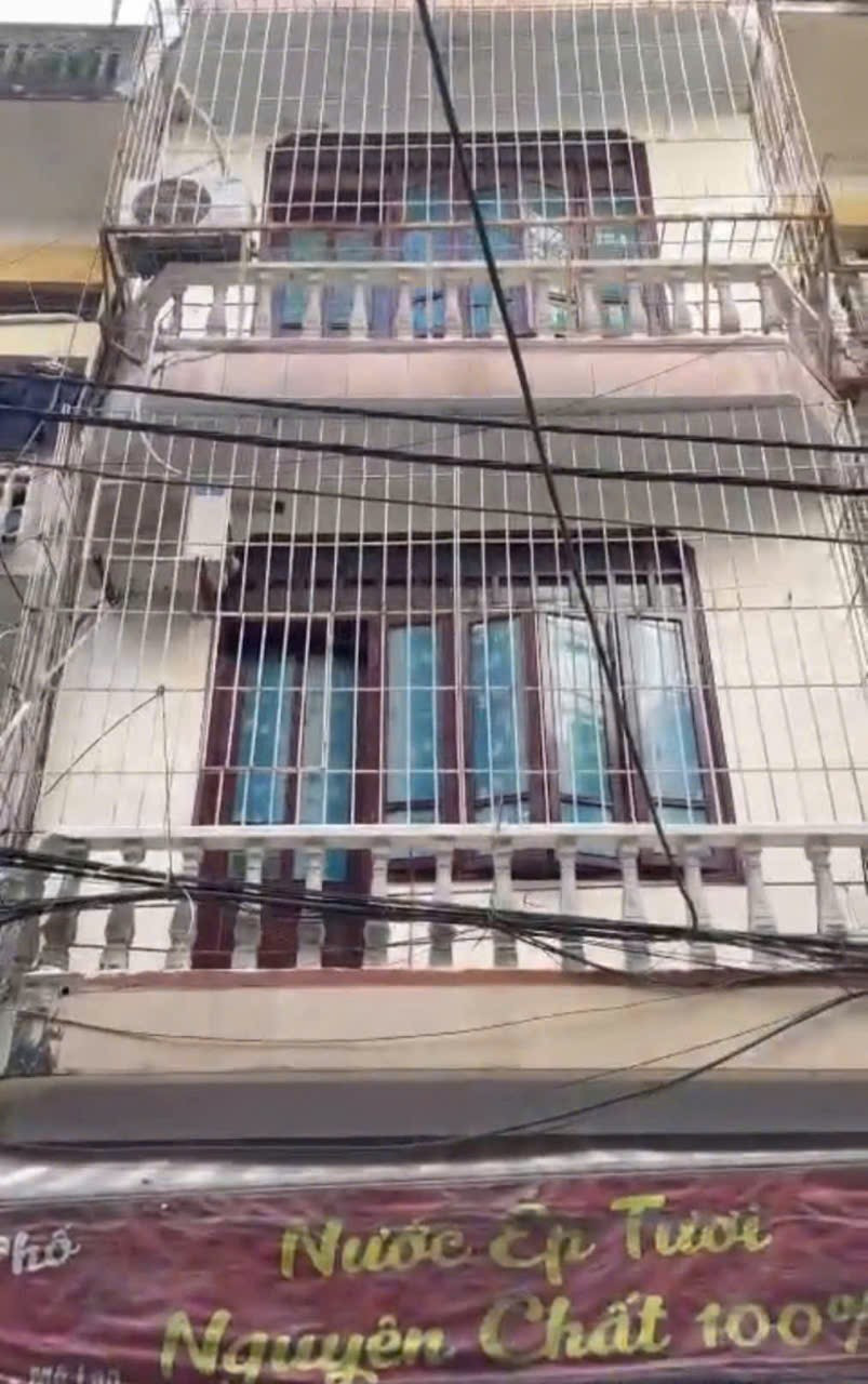 Cho thuê nhà 40M² 4 Tầng 4 Ngủ - Ô Tô Đỗ Cửa - Kinh Doanh Đỉnh - Giá Thuê 14tr