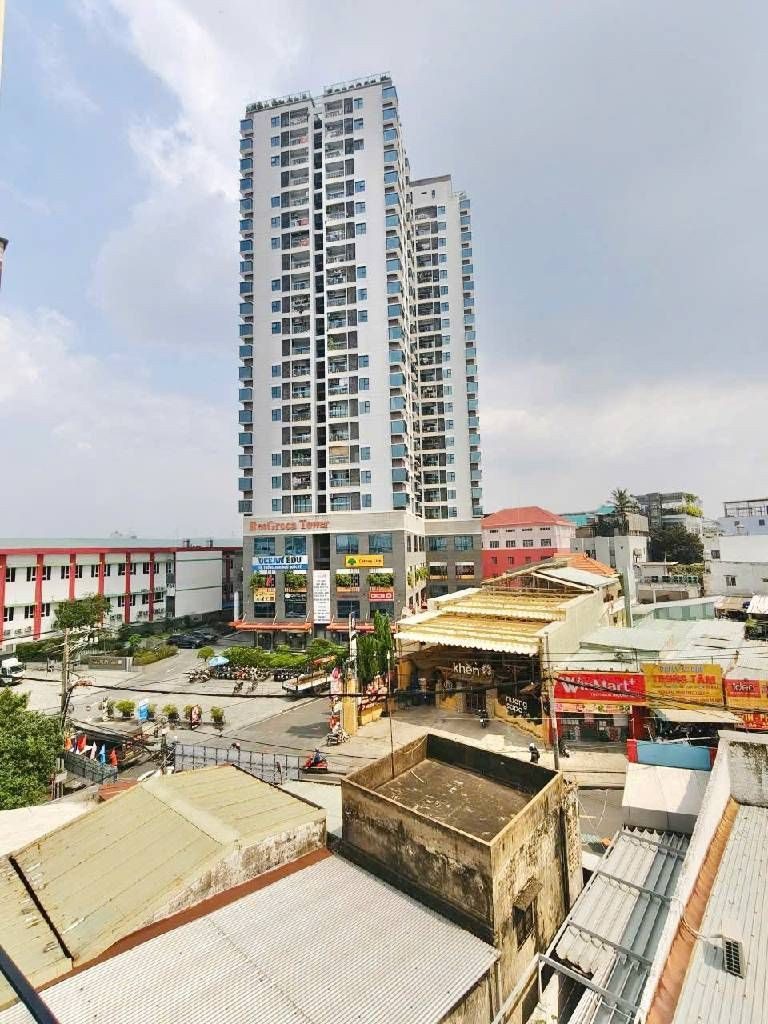 SIÊU PHẨM TÒA NHÀ 8 TẦNG MẶT TIỀN ÂU CƠ TÂN PHÚ DTSD 2700M2 THU NHẬP 6.6 TỶ/NĂM NHIK NHẸ 130 TỶ