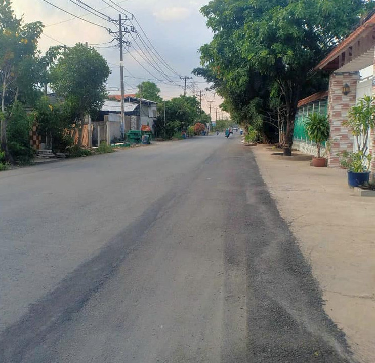 Bán đất tặng Nhà-2 mặt tiền Âu cơ-Tuyên Quang-Lâm Đồng-115m2+250m2+270m2