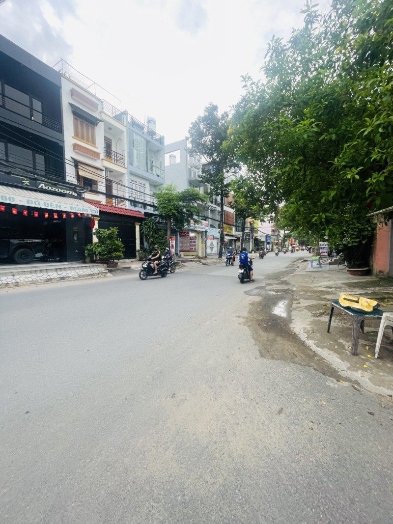 Bán đất 235m² full thổ cư ngang 12m giá 15.7 tỷ tại đường B Phường Hiệp Bình