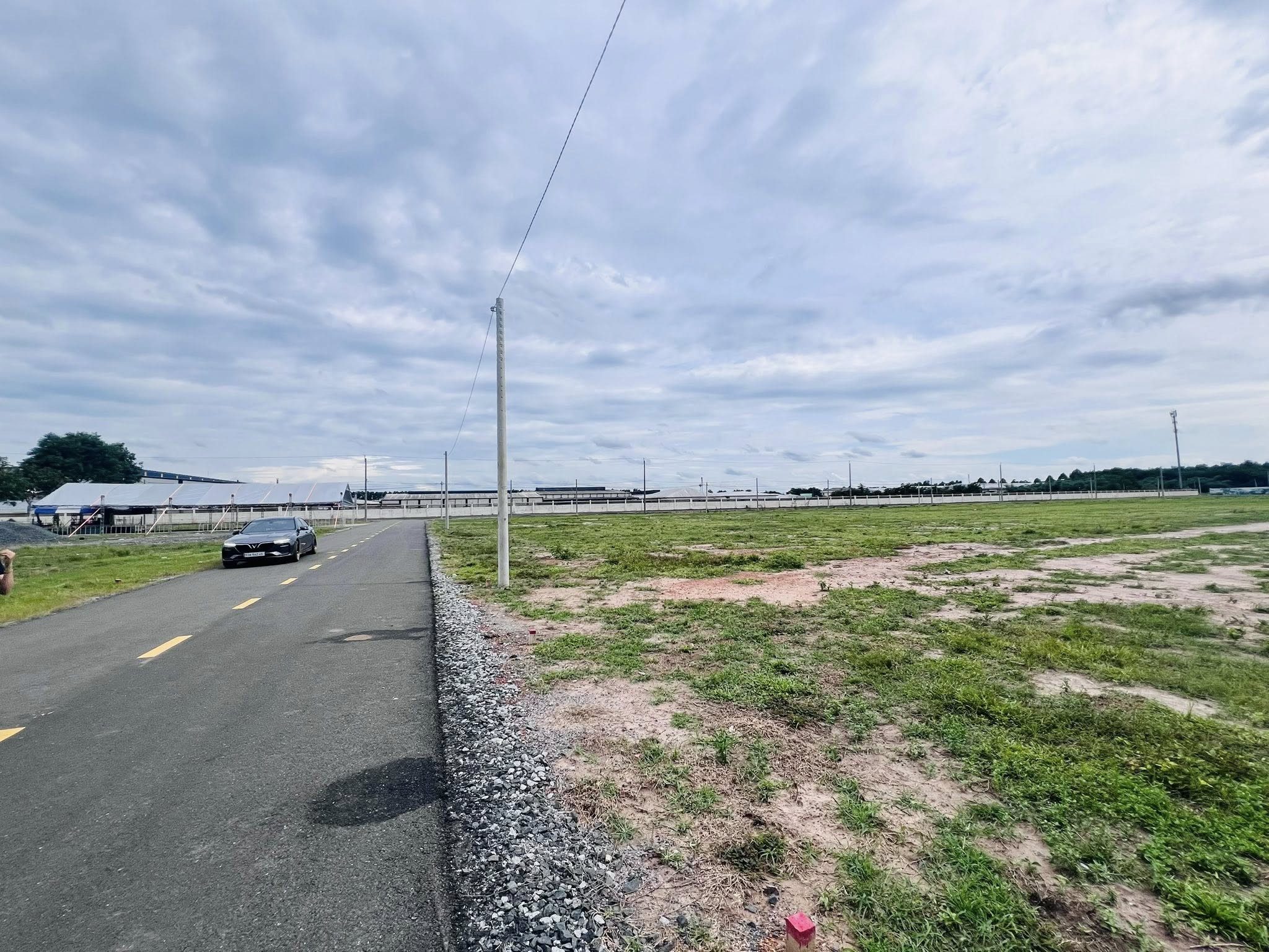 Bán đất 14579.6m² có sẵn 50m² thổ cư ngang 5m giá 600 triệu tại Đường B1 Phường Minh Hưng
