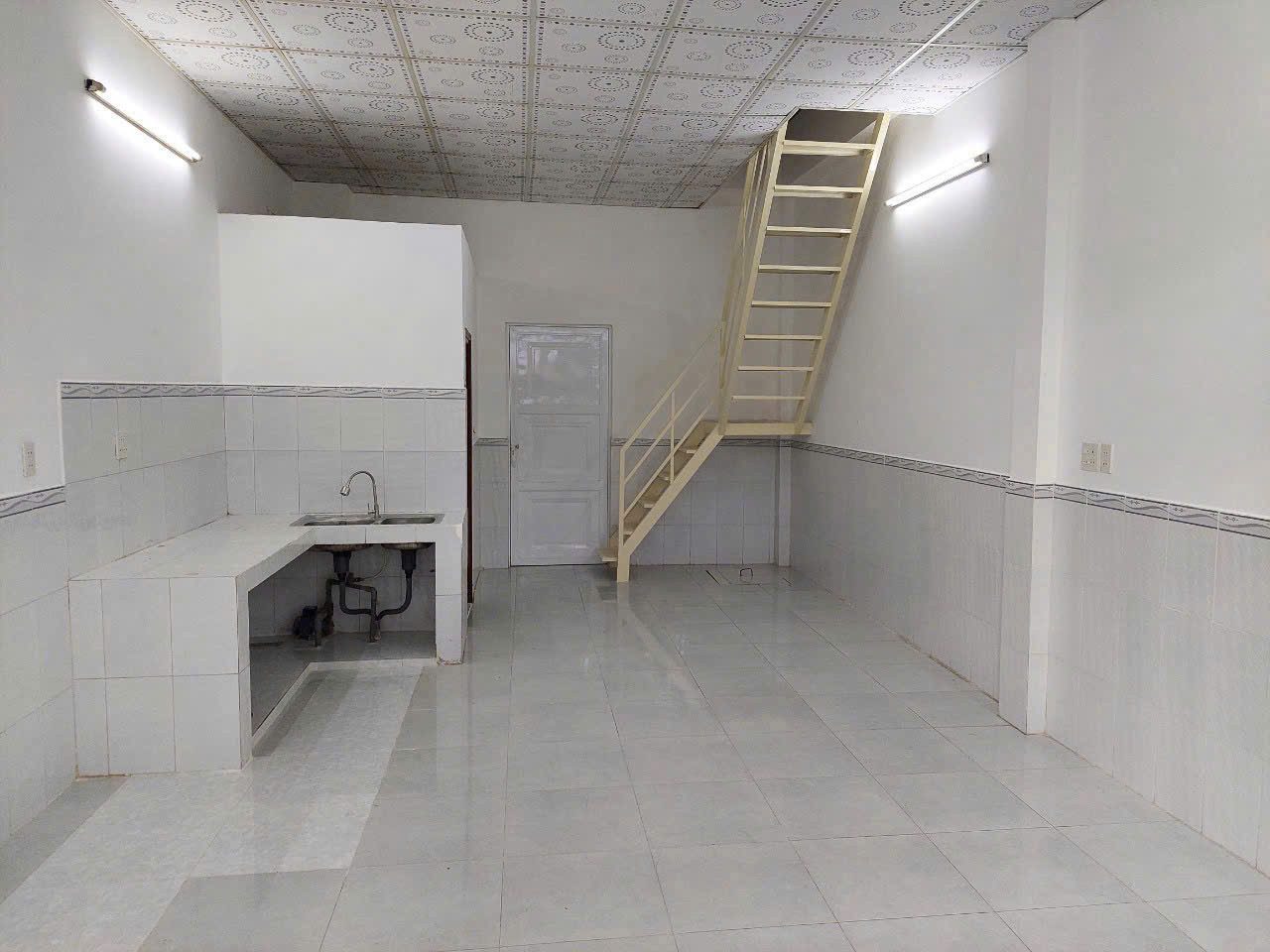Cho thuê nhà khu dân cư 91b lộ ô tô an khánh cần thơ giá 5 triệu