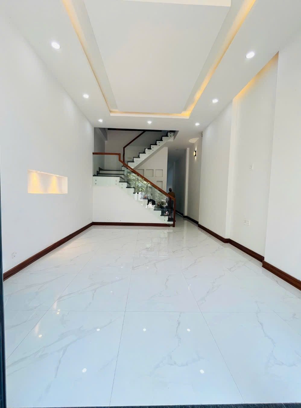 Bán nhà 81m² full thổ cư ngang 4.5m giá 3.85 tỷ tại Đường B25 Phường Hưng Phú