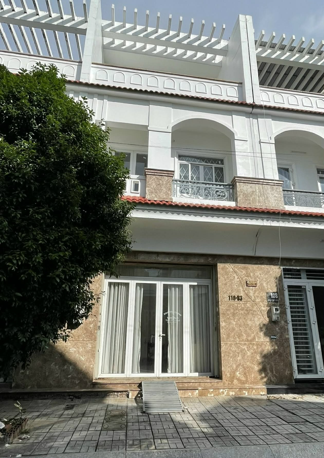 Bán nhà 95m² ngang 5m giá 11 tỷ Phường Hưng Phú