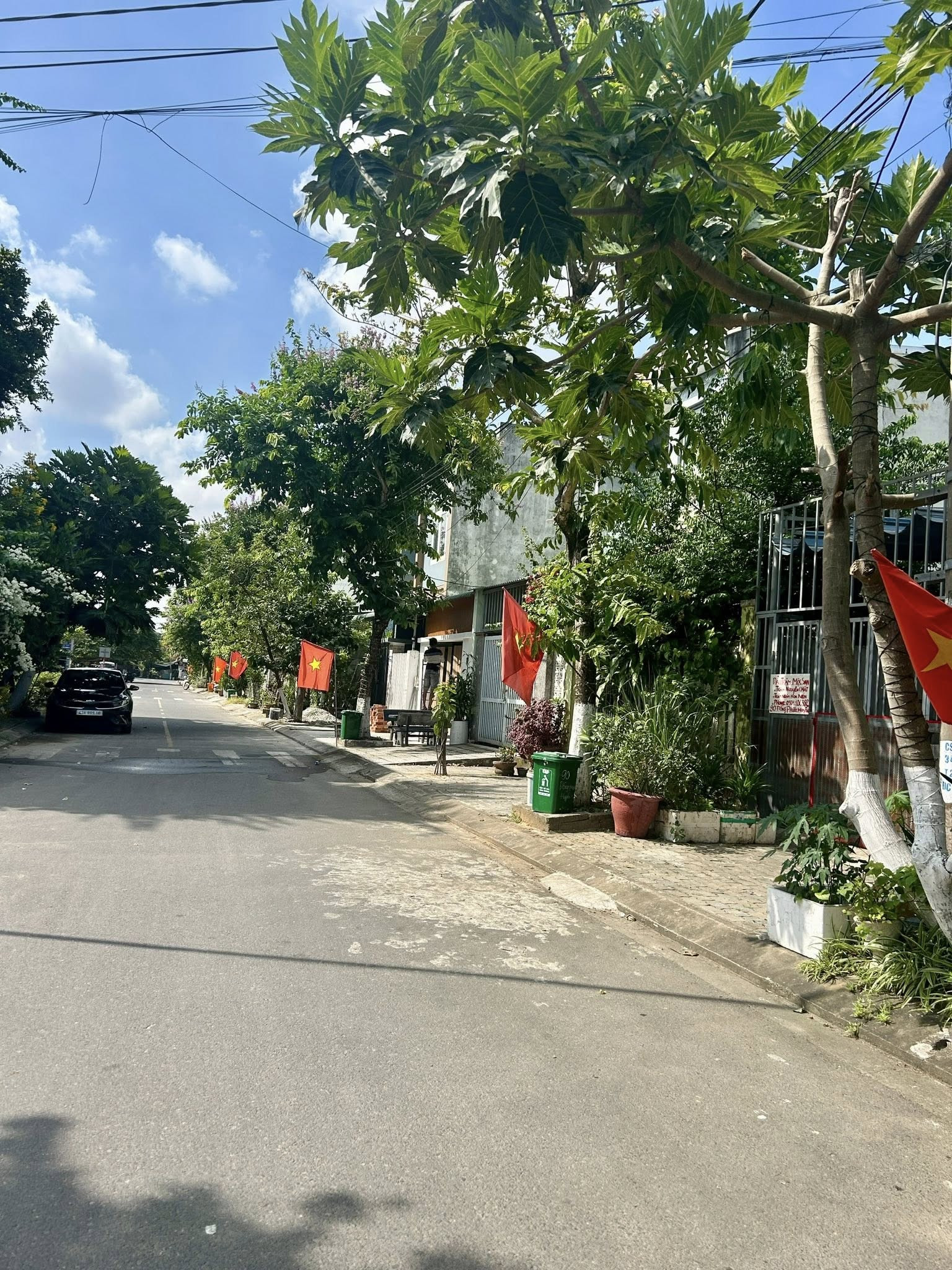 Bán đất Bá Giáng 12, KĐT Bá Tùng 1, Hòa Quý, 100m2 đường 5m5 giá 4.1 tỷ