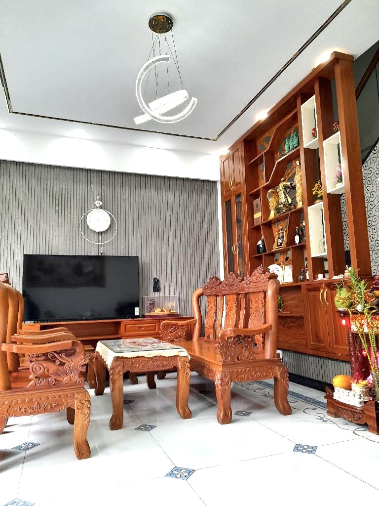 CHỦ GIẢM SÂU – BÁN NHANH NHÀ ĐẸP BÀ HOM Q.6 -GIÁ 9,4 TỶ ( TL) -( DT 6,5x14)