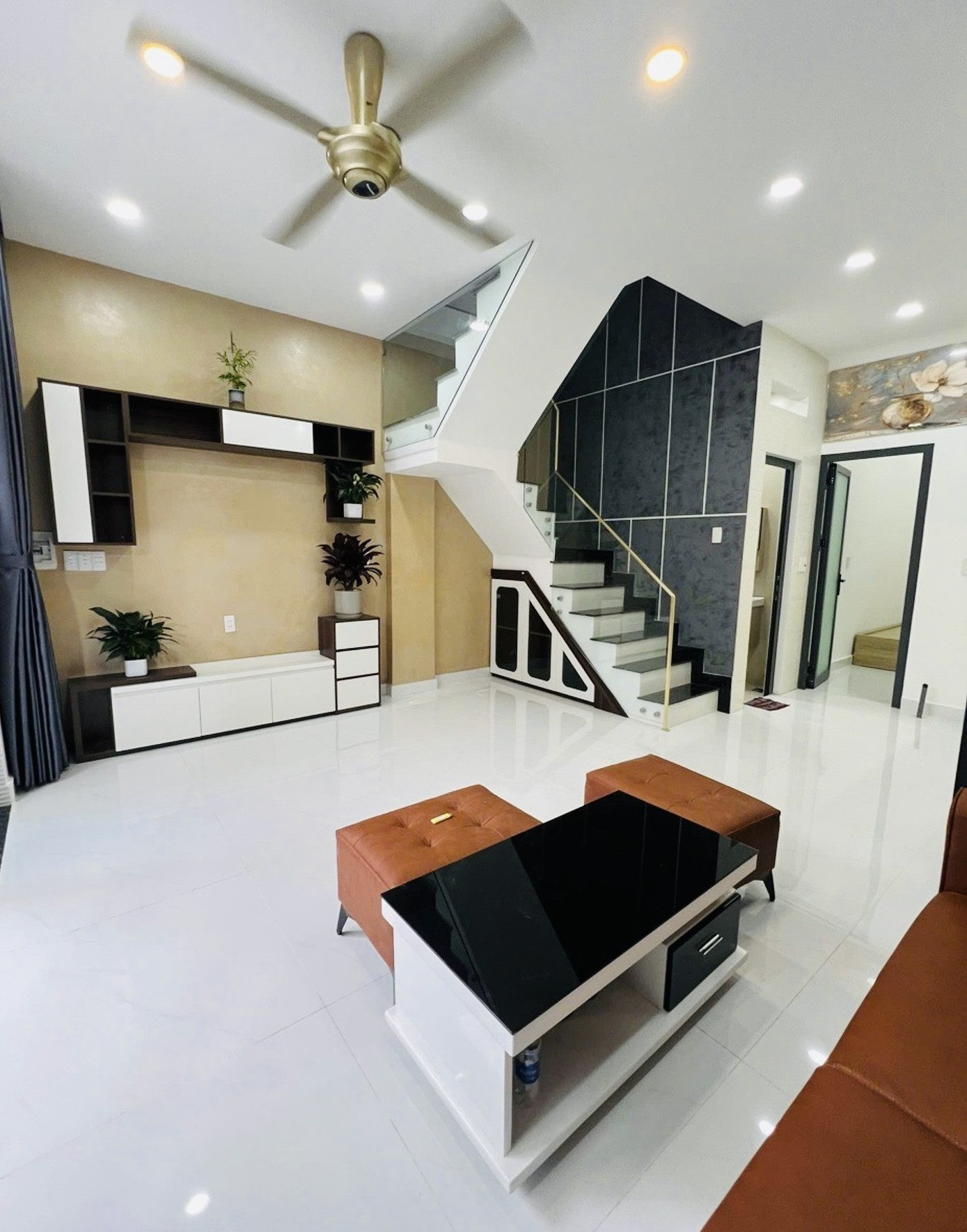 Bán Nhà Bà Hom Q6-DT 56M2-3PN-Nhỉnh 4 Tỏi .