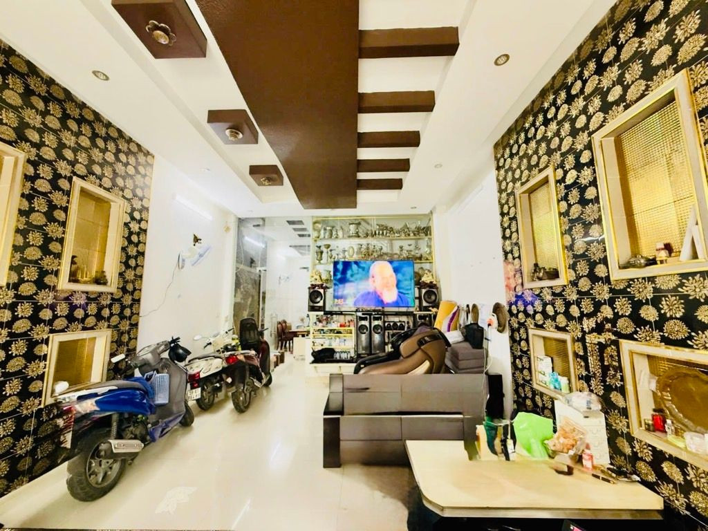 🏠 BÀ HOM QUẬN 6 - NGANG HƠN 5M ×18M - 4 TẦNG - NỘI THẤT CAO CẤP - GIÁ 14.X TỶ