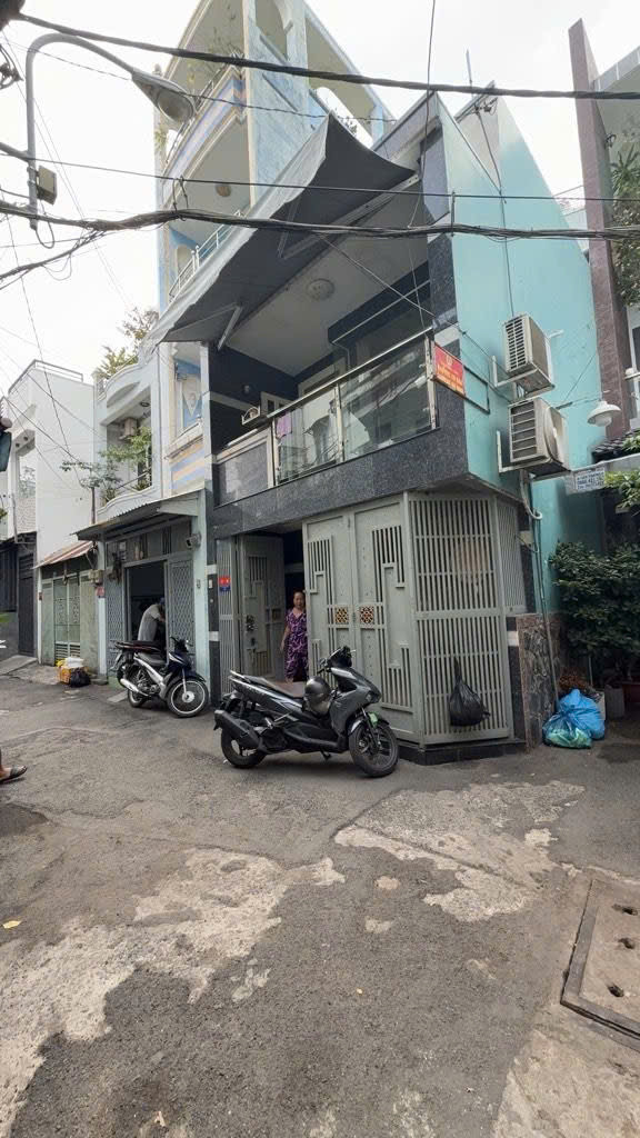 Bán nhà Đường Bà Hom HXH 4.5m x 15m x 2 Tầng  giá 6.65 tỷ  Phường Phú Lâm