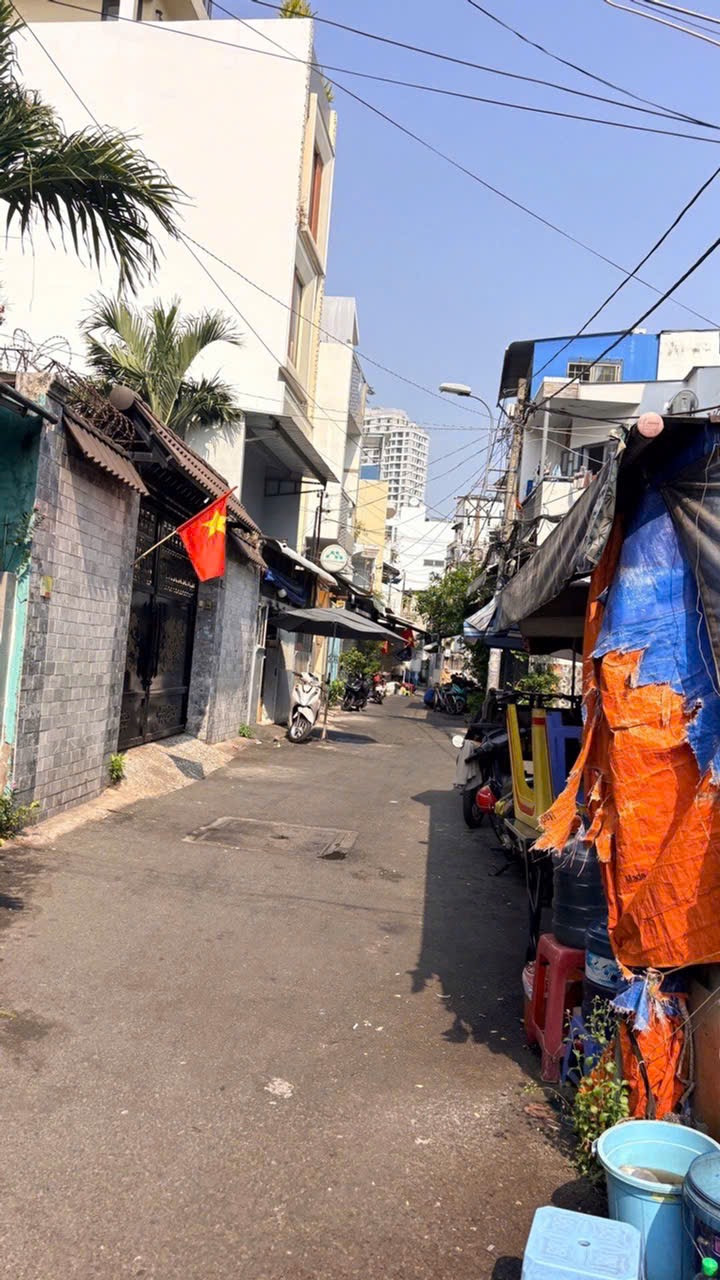 👉❤️ QUẬN 6 - NGANG LỚN HƠN 4M THOÁNG RỘNG - NGAY CÂY GÕ - BÀ KÝ - 3 TẦNG KIÊN CỐ BTCT CỨNG CÁP - 52M2 - THUẬN TIỆN MUA Ở CHO THUÊ GIỮ TIỀN - CẢI TẠO MỚI ĐẸP ĐẦU TƯ - GIÁ CHỈ NHỈNH 6 TỶ XÍU ⚡️⚡️