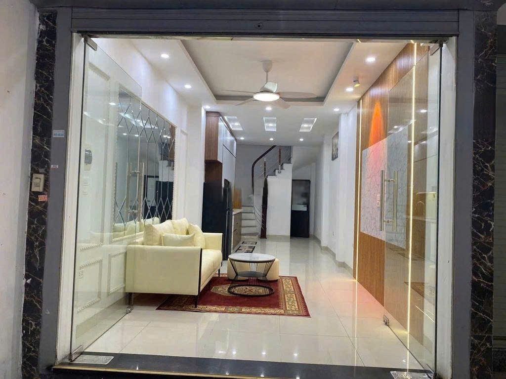 Cho Thuê Nhà Ngõ Trạm Điện Ba La - Hà Đông 40M² 4 Tầng 5 Ngủ - Full Nội Thất - Giá Thuê 12tr