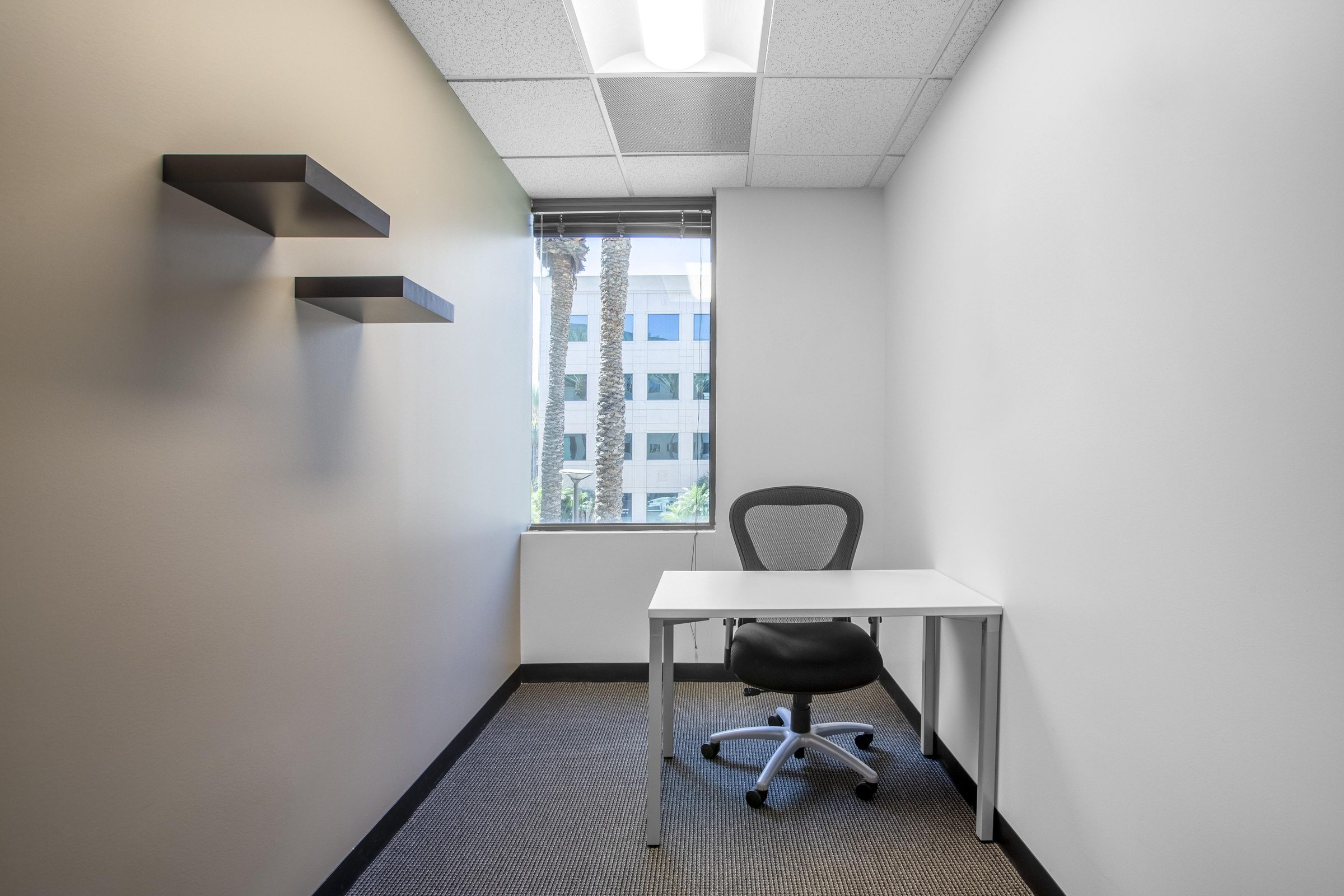 Văn phòng riêng cho 2 người tại Regus V Building