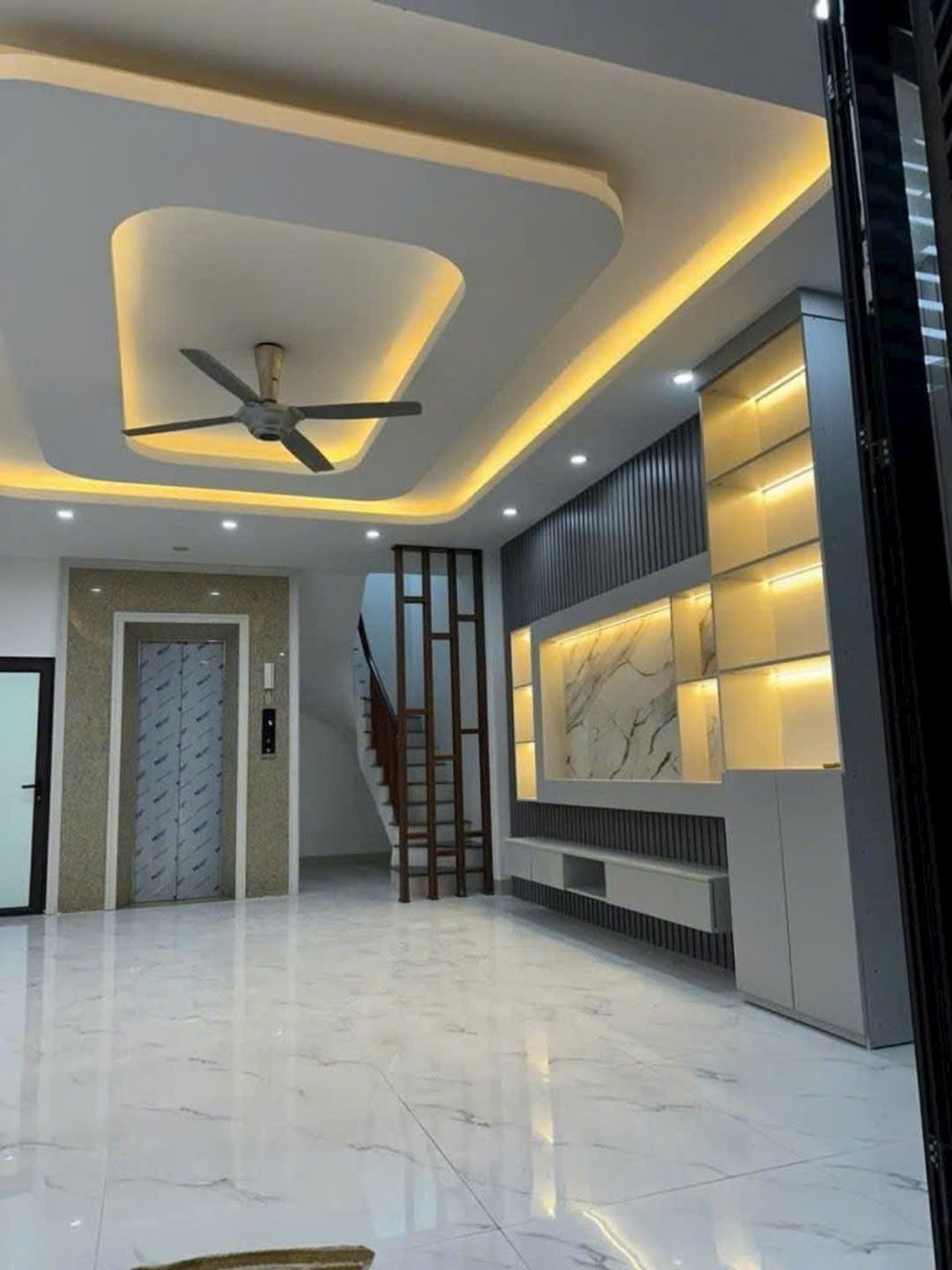 💥LÔ GÓC BÀ TRIỆU - 5 TẦNG THANG MÁY - NHÀ ĐẸP FULL NỘI THẤT - NGÕ THÔNG Ô TÔ ĐỖ CỬA - Giá 9.2tỷ