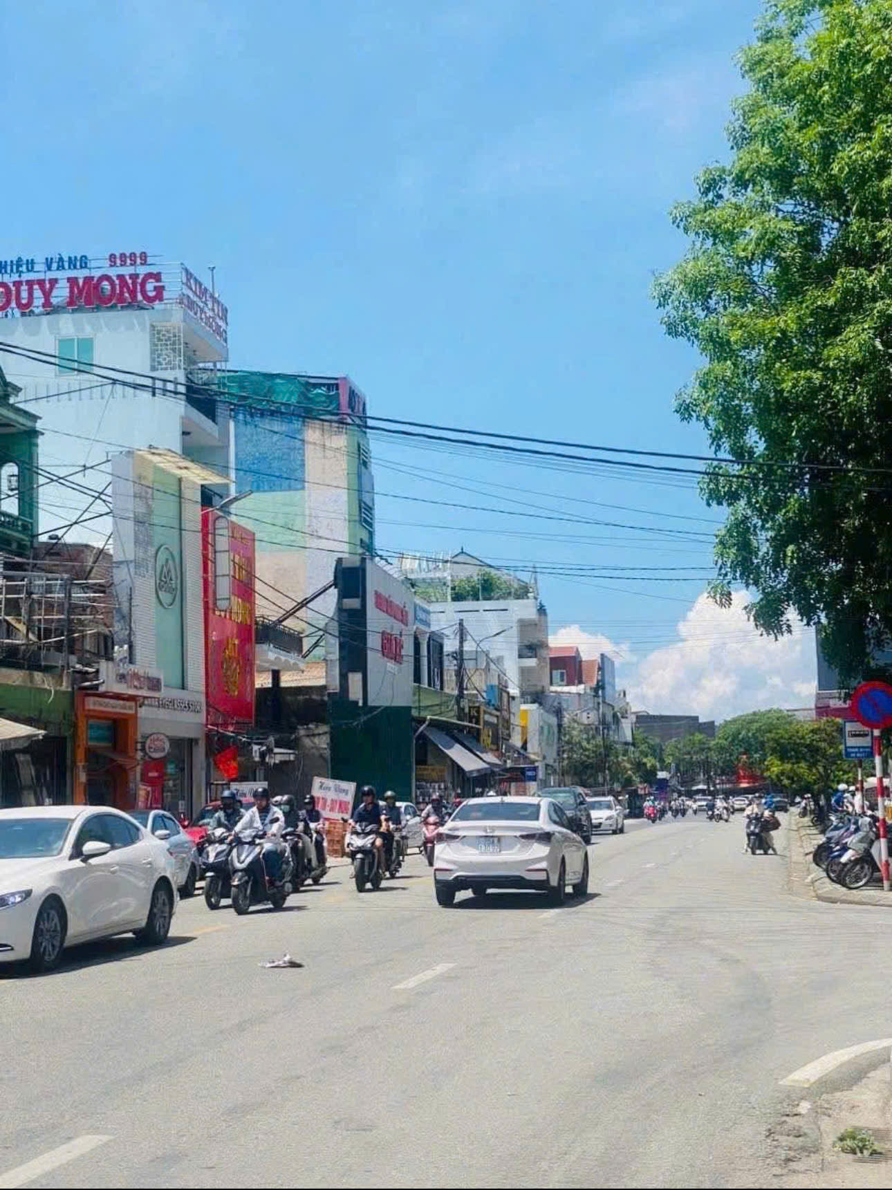 🏙️ SIÊU PHẨM NHÀ 5 TẦNG MẶT TIỀN BÀ TRIỆU – ĐỐI DIỆN GO HUẾ