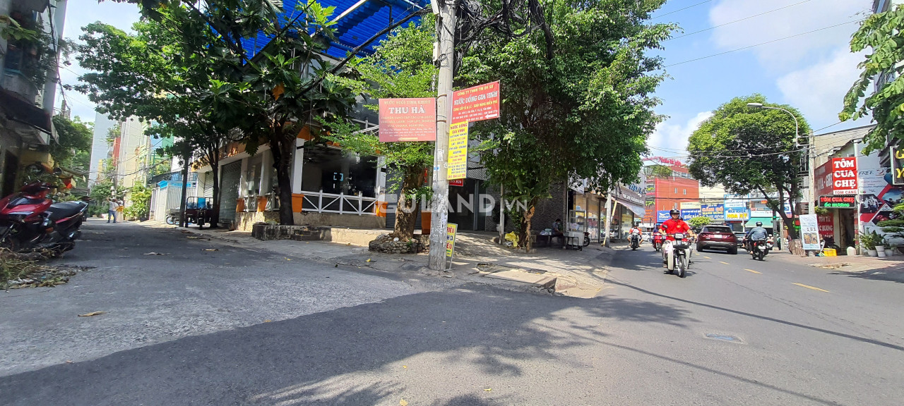 bán nhà 2 mặt tiền quận tân bình