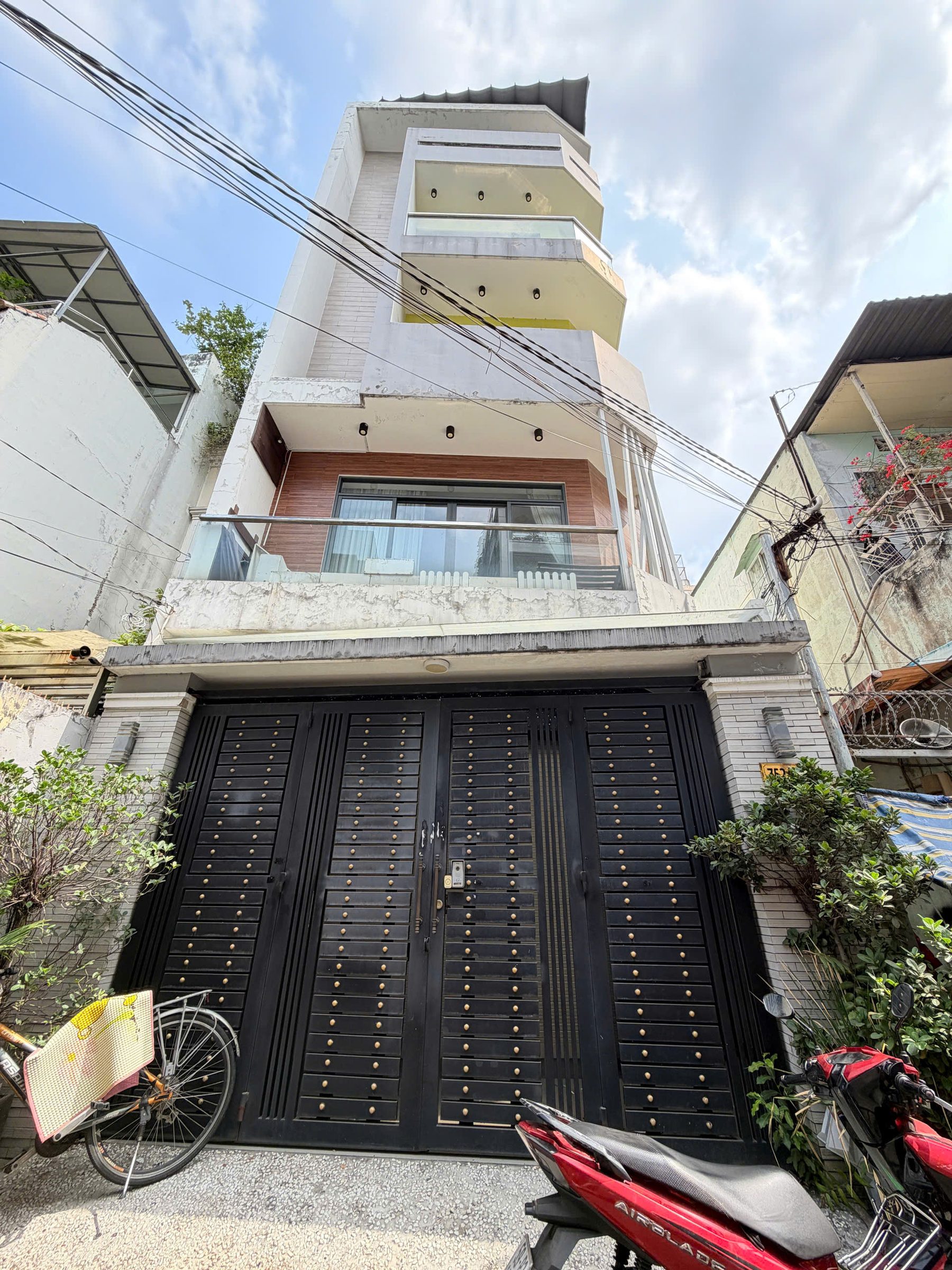 110M² ÂU CƠ – 21 PHÒNG CHO THUÊ – CÓ DÒNG TIỀN 720 TRIỆU