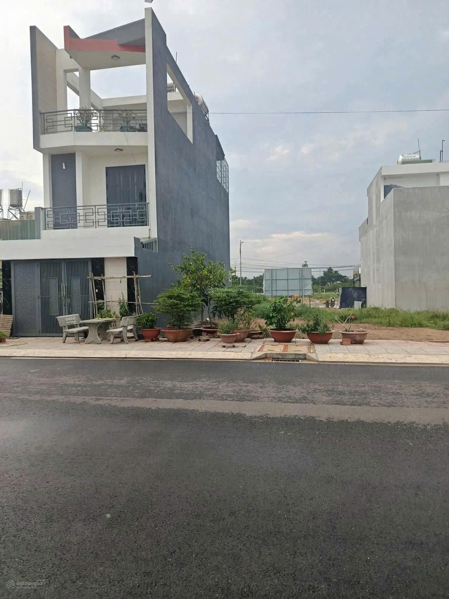 Vừa Đầu Tư -Vừa An Cư giá chỉ 900tr sở hửu ngay lô đất thổ cư 100m ngay KDC mới Long Thành-sổ sẵn-có hỗ trợ bank