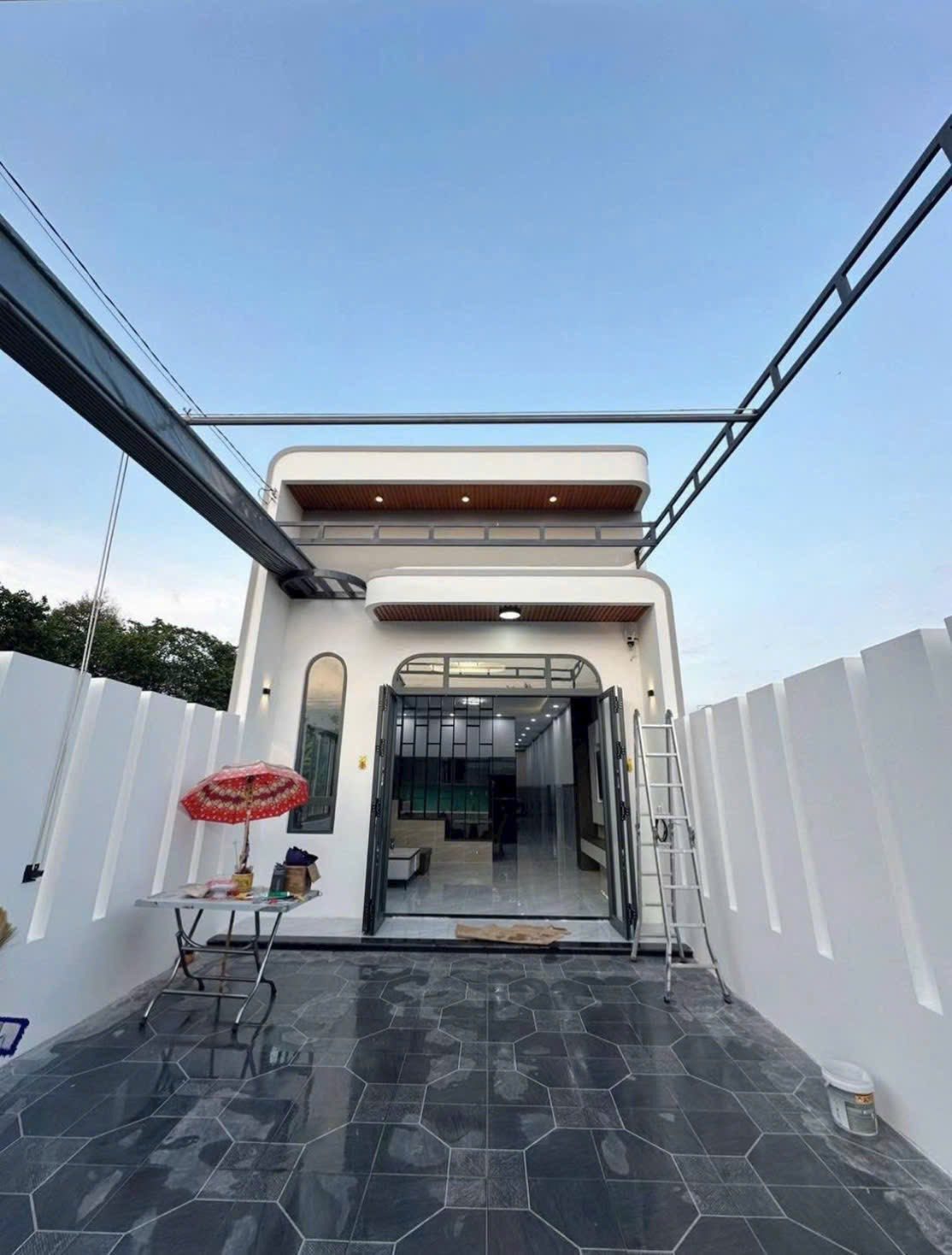 Bán  nhà sổ riêng thổ cư Trả trước 400 nhận nhà