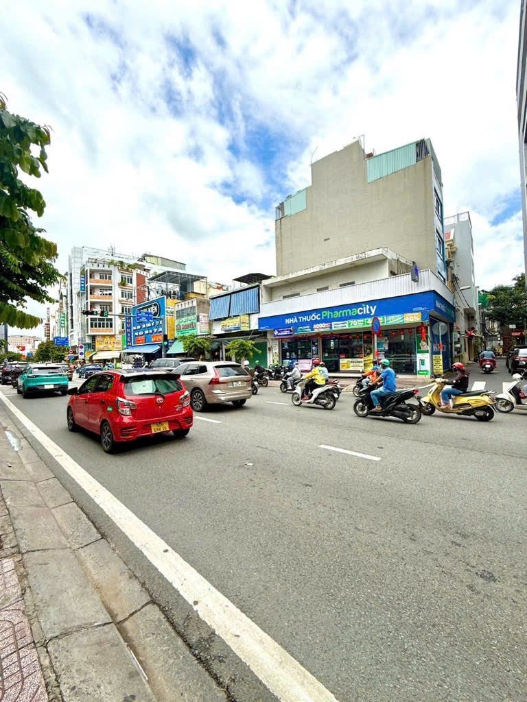 GÓC 3 MẶT TIỀN SIÊU VIP KHU SÂN BAY TÂN SƠN NHẤT – NGANG 8M – 160M² – CHỈ 34.8 TỶ