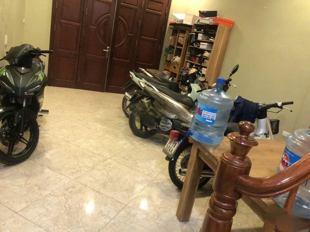Cho thuê nhà ngõ 762 Bạch Đằng quận Hai Bà Trưng 50M x 4T NHÀ MỚI, FULL ĐỒ giá 15 triệu